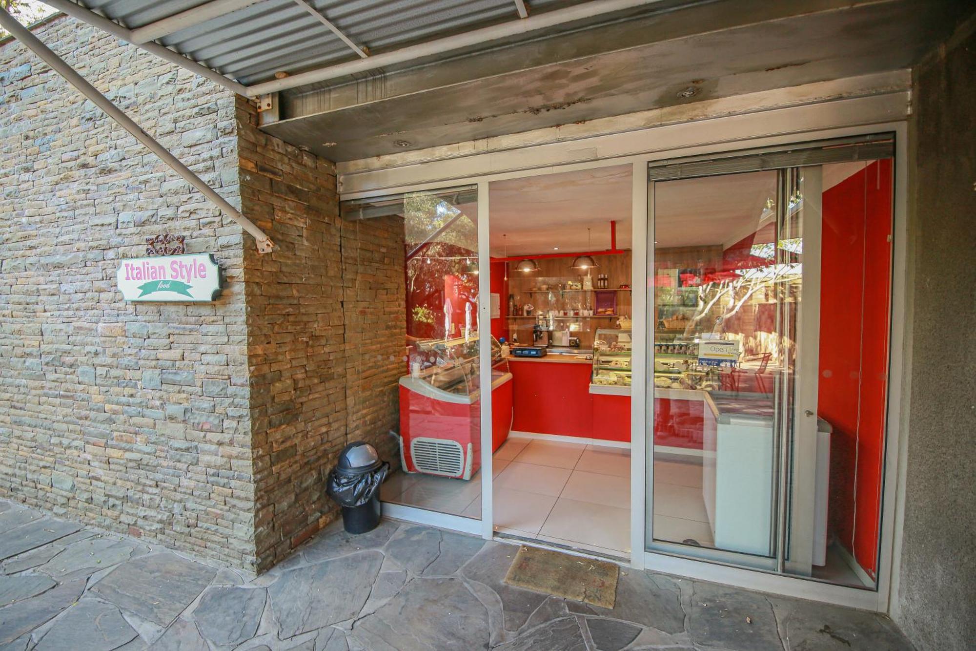Suite 9 The Village Windhoek Buitenkant foto