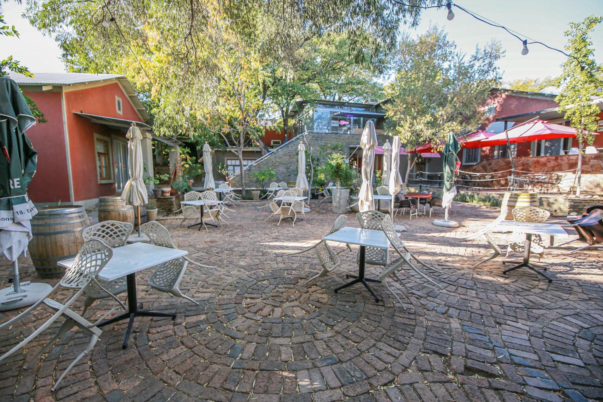 Suite 9 The Village Windhoek Buitenkant foto