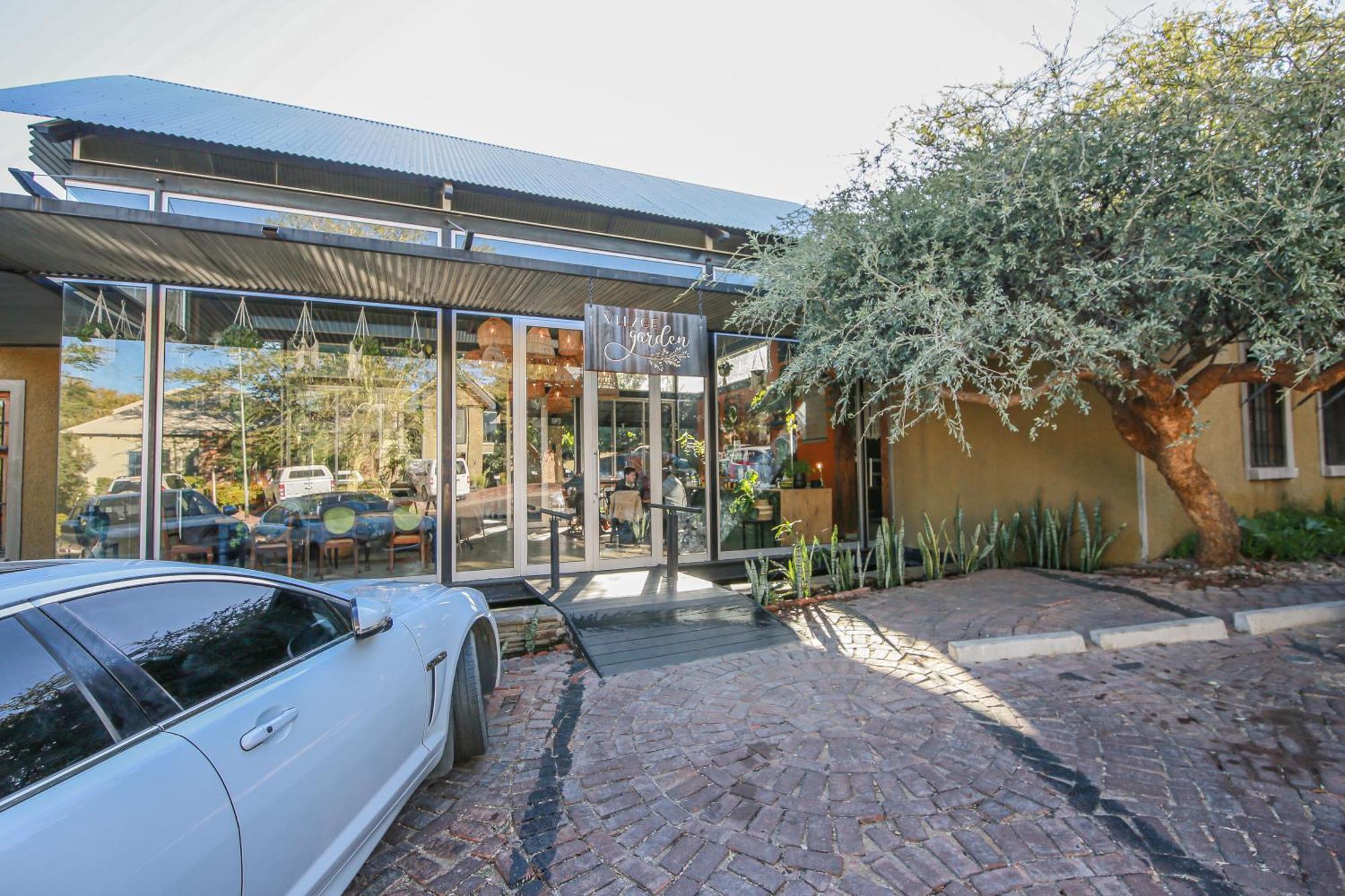 Suite 9 The Village Windhoek Buitenkant foto